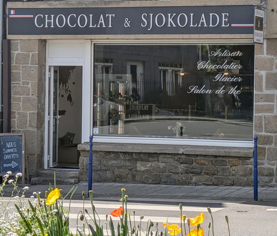 Devanture de CHOCOLAT & SJOKOLADE