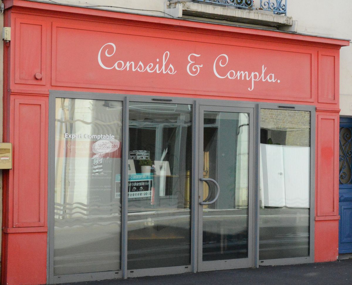 Devanture de CONSEILS ET COMPTA