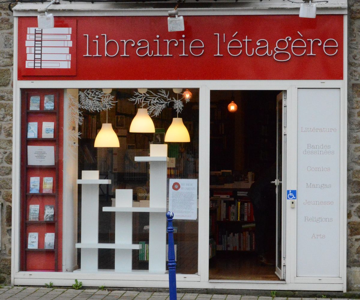 Devanture de LIBRAIRIE L'ETAGERE