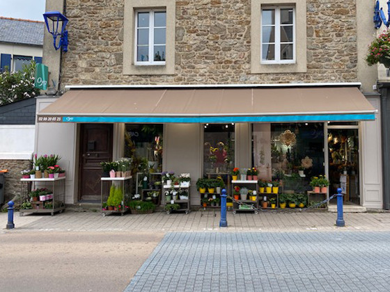 Devanture de OYA FLEURS