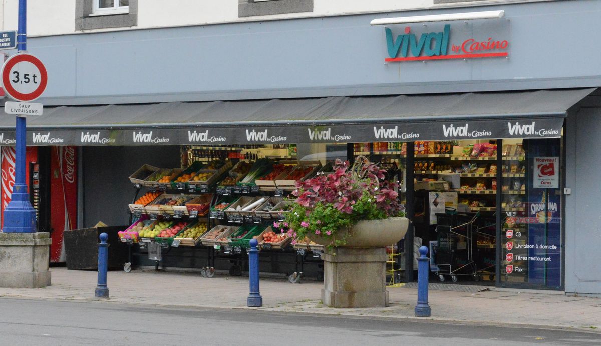 Devanture de VIVAL